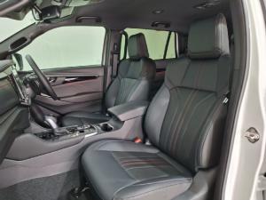 Isuzu mu-X 3.0TD Onyx XT 4WD - Image 9