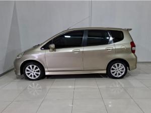 Honda Jazz 1.5 CVT - Image 2