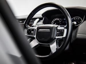 Land Rover Discovery D300 R-Dynamic HSE - Image 11