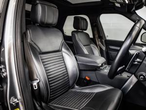 Land Rover Discovery D300 R-Dynamic HSE - Image 12