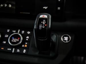 Land Rover Defender 110 D300 X-Dynamic SE - Image 15