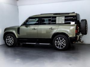 Land Rover Defender 110 D300 X-Dynamic SE - Image 8