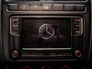 Volkswagen Polo Vivo hatch 1.6 Comfortline auto - Image 15