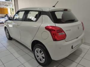 Suzuki Swift 1.2 GL auto - Image 9
