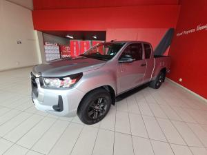 Toyota Hilux 2.4GD-6 Xtra cab Raider manual - Image 3