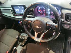 Kia Rio hatch 1.4 EX - Image 7