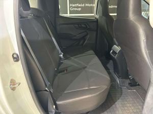 Isuzu D-Max 1.9TD double cab L manual - Image 11