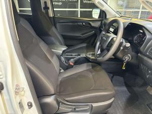 Isuzu D-Max 1.9TD double cab L manual - Image 13