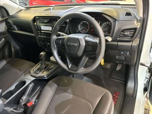 Isuzu D-Max 1.9TD double cab L manual - Image 14