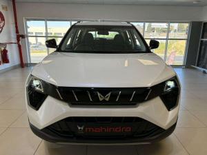 Mahindra XUV 3XO 1.2T AX5 manual - Image 2