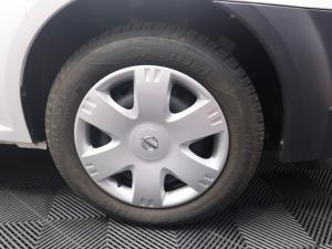 Nissan NP200 1.6i safety pack (aircon) - Image 7