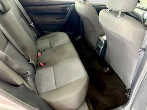 Toyota Corolla Quest 1.8 Plus manual - Image 13