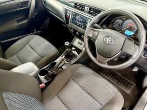 Toyota Corolla Quest 1.8 Plus manual - Image 4