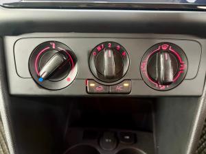 Volkswagen Polo Vivo hatch 1.4 Life - Image 10