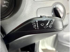 Volkswagen Polo Vivo hatch 1.4 Comfortline - Image 9