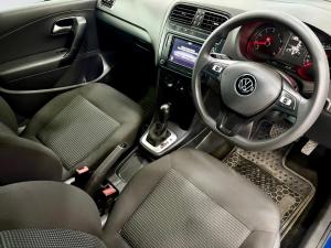 Volkswagen Polo Vivo hatch 1.6 Comfortline auto - Image 4