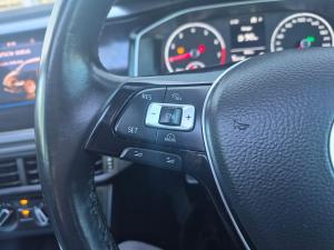 Volkswagen Polo hatch 1.0TSI Highline auto - Image 12