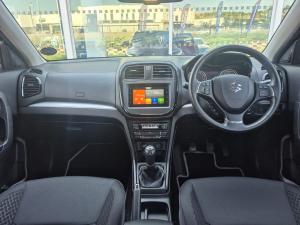 Suzuki Vitara Brezza 1.5 GLX - Image 10