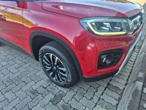 Suzuki Vitara Brezza 1.5 GLX - Image 7