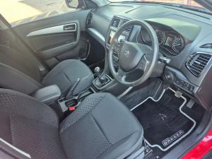 Suzuki Vitara Brezza 1.5 GLX - Image 9