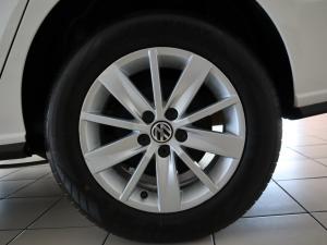 Volkswagen Polo sedan 1.4 Comfortline - Image 30