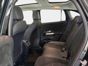 Mercedes-Benz GLA GLA200 Progressive - Image 13