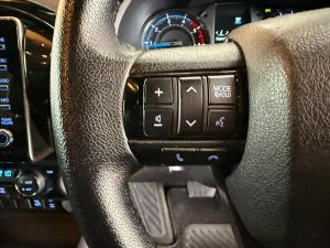 Toyota Hilux 2.8GD-6 double cab 4x4 Legend auto - Image 16