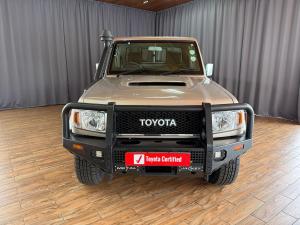 Toyota Land Cruiser 79 4.5D-4D V8 double cab LX Namib - Image 2