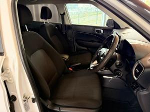 Hyundai Venue 1.0T Motion auto - Image 11