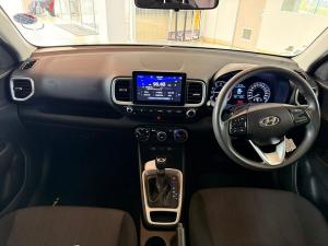 Hyundai Venue 1.0T Motion auto - Image 18