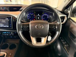 Toyota Hilux 2.8GD-6 double cab Raider auto - Image 13