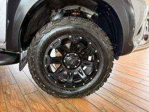 Toyota Hilux 2.8GD-6 double cab Raider auto - Image 8