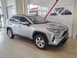 Toyota RAV4 2.0 GX auto - Image 1