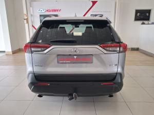 Toyota RAV4 2.0 GX auto - Image 3