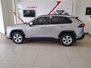 Toyota RAV4 2.0 GX auto - Image 4
