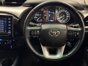 Toyota Hilux 2.8GD-6 double cab Raider auto - Image 8