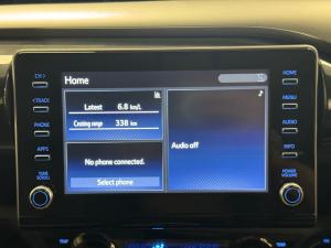 Toyota Hilux 2.8GD-6 double cab Raider auto - Image 12