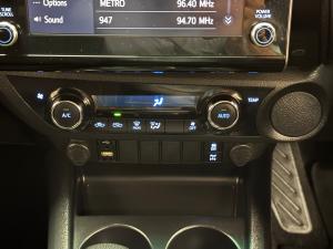 Toyota Hilux 2.8GD-6 double cab Raider auto - Image 14