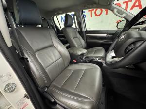 Toyota Hilux 2.8GD-6 double cab Raider auto - Image 15