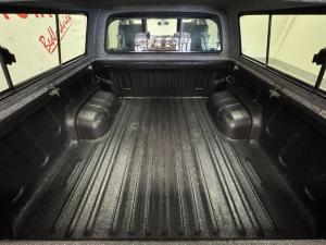 Toyota Hilux 2.8GD-6 double cab Raider auto - Image 17
