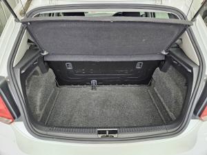 Volkswagen Polo Vivo hatch 1.4 Trendline - Image 16