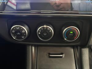 Toyota Corolla Quest 1.8 Prestige - Image 14