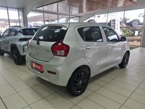 Toyota Vitz 1.0 XR auto - Image 2