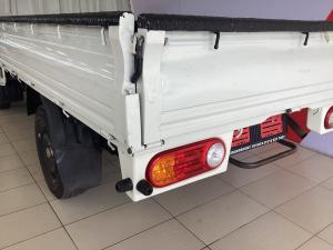 Hyundai H-100 Bakkie 2.6D chassis cab - Image 13