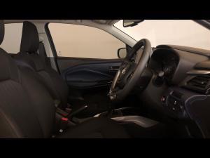 Toyota Starlet 1.5 XR manual - Image 10