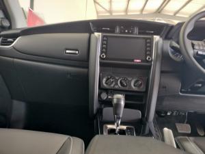 Toyota Fortuner 2.4GD-6 auto - Image 16