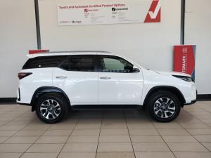 Toyota Fortuner 2.4GD-6 auto - Image 3