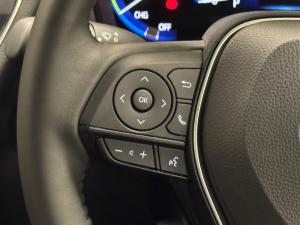 Toyota Corolla Cross 1.8 HEV XS - Image 25