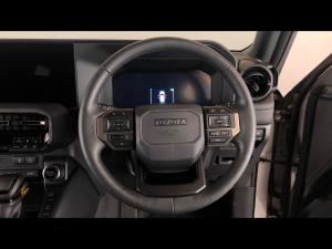 Toyota Land Cruiser Prado 2.8GD VX-R - Image 8