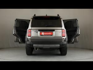 Toyota Land Cruiser Prado 2.8GD VX-R - Image 24